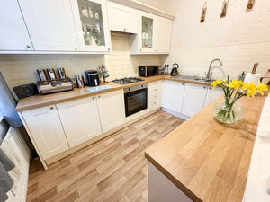 Photo 11- click for photo gallery